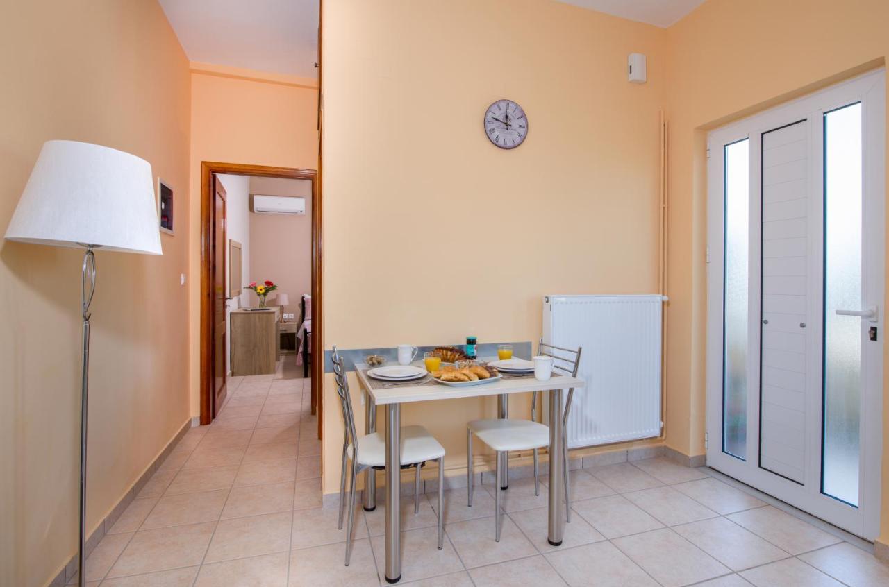 Georgia' S Apartment No1 Maleme Eksteriør billede